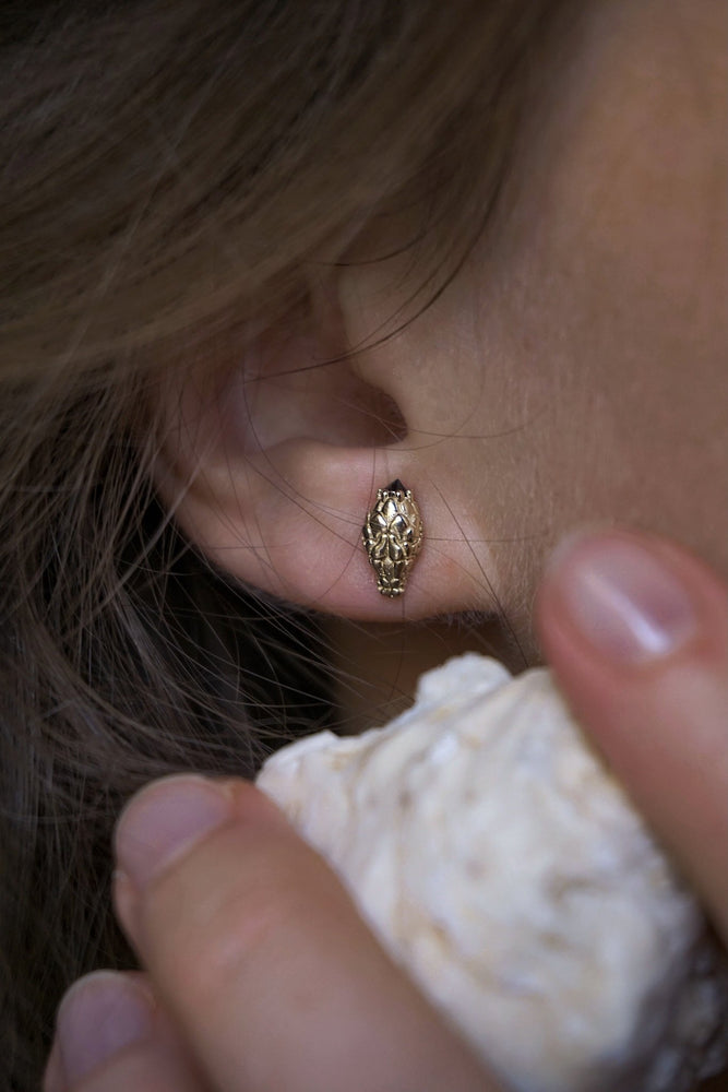 
                  
                    Serpent Earring Black Diamonds - OOZA Jewelry
                  
                